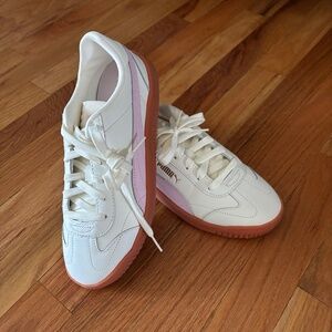 Puma Women's Court Shoe